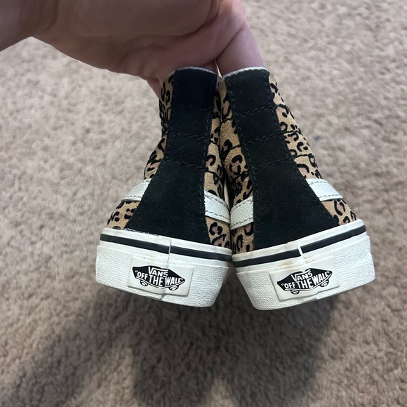 Vans Shoes Unisex Size 5.5 W/4 M Hi Top Black Suede Cheetah Print SK8 Toecap - Picture 4 of 7